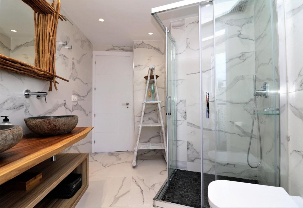 Luxurious 2-Bedroom Apt With Stunning Views, 1St Line On Levante Beach, Benidorm Extérieur photo