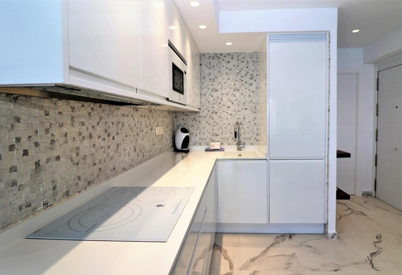 Luxurious 2-Bedroom Apt With Stunning Views, 1St Line On Levante Beach, Benidorm Extérieur photo